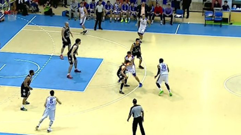 Sperante vii pentru play-off. ”Leii” din Banat incearca sa dea lovitura in fata celor de la CSU Sibiu Imagine