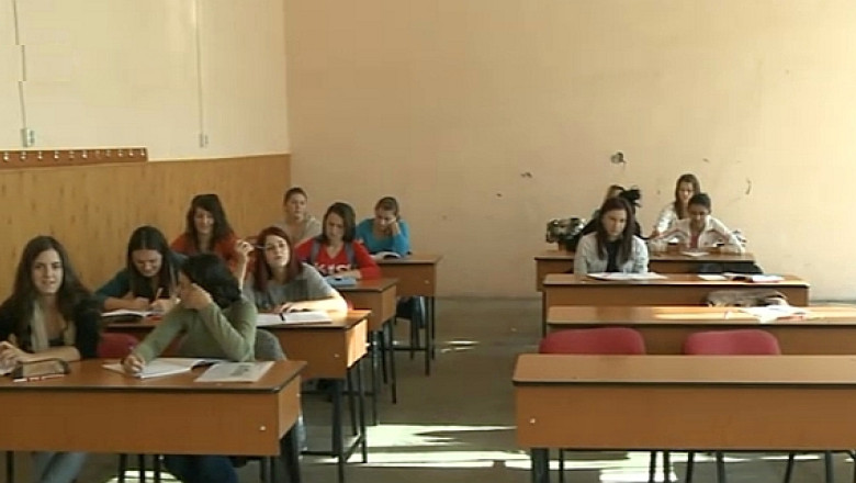 Speriati de bacalaureat. 2000 de absolventi de liceu din Timis nu s-au inscris la sesiunea din vara Imagine