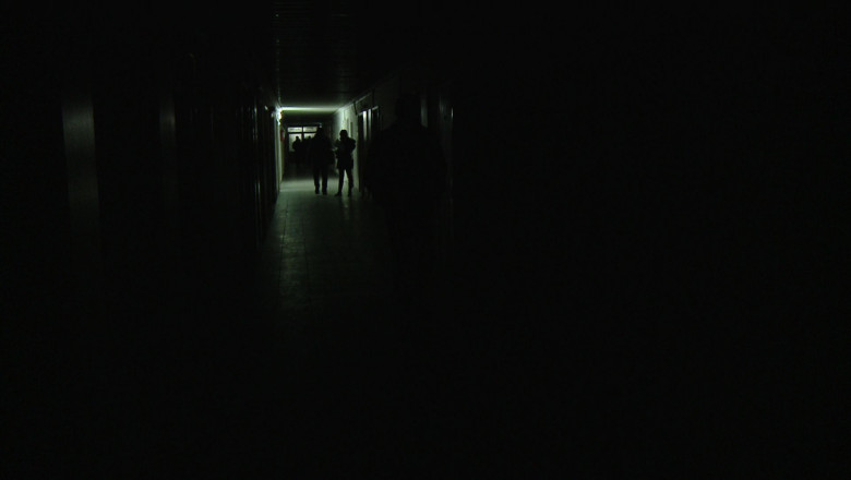 Spital ramas in bezna Imagine