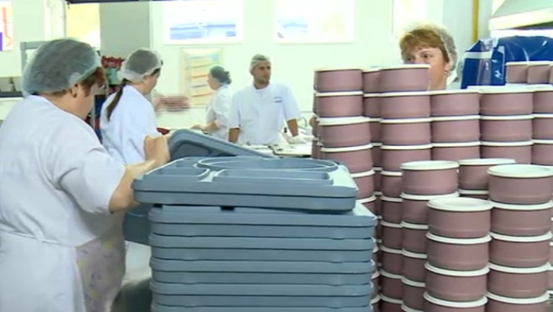 Spitale rele, spitale bune. In Constanta nu au paza, in Zalau, pacientii primesc mancare pe tavi izoterme Imagine