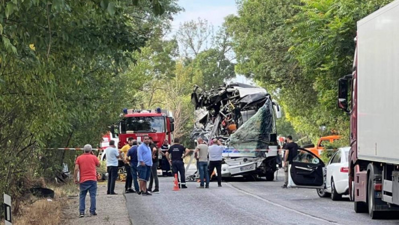 Spitalul Floreasca: Romanii raniti in accidentul din Bulgaria sunt „stabili” dar in continuare in stare grava Imagine