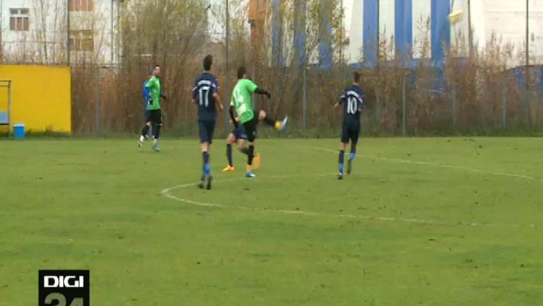 Sponsori pentru fotbalul craiovean. Turcii de la ETI se gandesc sa dea bani echipei din Banie   Imagine