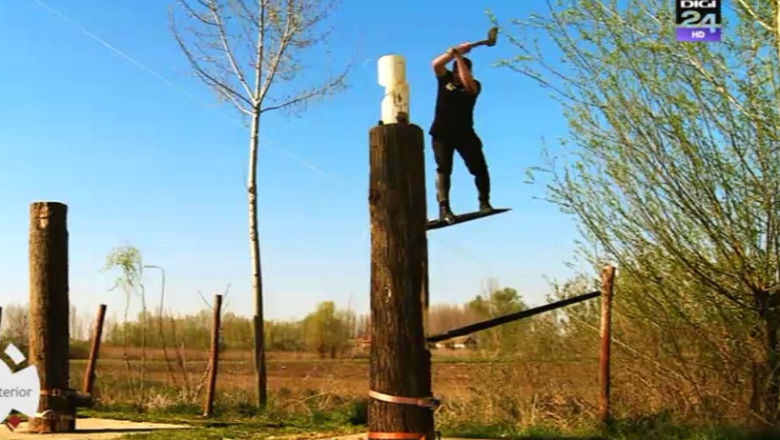 SPORTURI INEDITE. Sunt plini de muschi si isi ascut topoarele Imagine