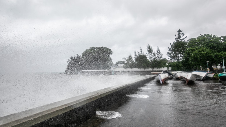 Stare de alerta in Mauritius. Insula va fi lovita de ciclonul Freddy Imagine