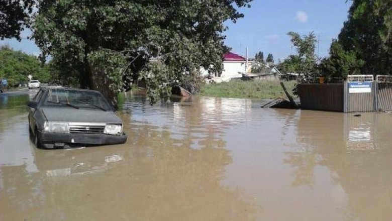 Stare de dezastru in Rusia. 17.000 de oameni au fost evacuati din cauza inundatiilor Imagine