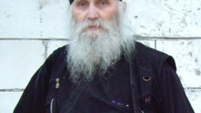 Staretul Manastirii Sihastria Raraului: Imi pare rau ca n-am anuntat Politia mai devreme. Iulia era la noi Imagine