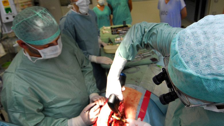 Statele Unite. Un pacient a primit o inima din titan pana a fost gasita una compatibila pentru transplant Imagine