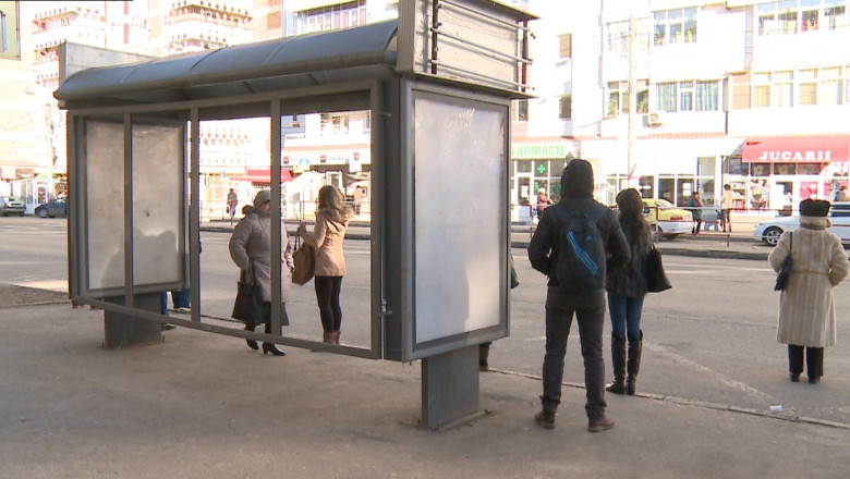 Statiile de autobuz din Iasi, modernizate cu bani europeni, au fost vandalizate Imagine
