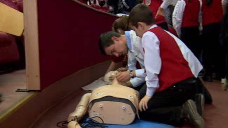 Statistica: Doar sase trecatori din 100 fac ceva concret pentru a salva o viata Imagine