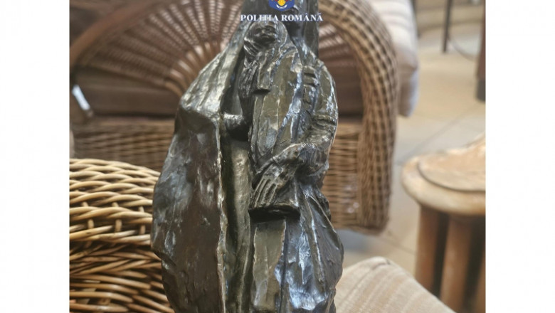 Statueta „taranca cu copil in brate”, furata din Franta in 2018, a fost gasita in Romania Imagine