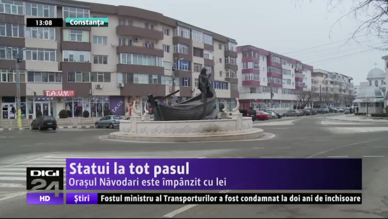Statui la tot pasul. Orasul Navodari este impanzit cu lei  Imagine