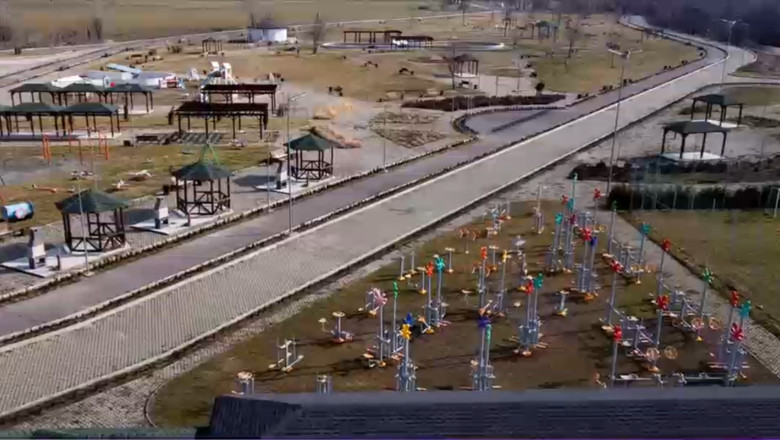 Statul la stat. Cel mai mare parc construit in ultimii 30 de ani in Bucuresti-Ilfov sta inchis la 4 ani de la startul lucrarilor Imagine