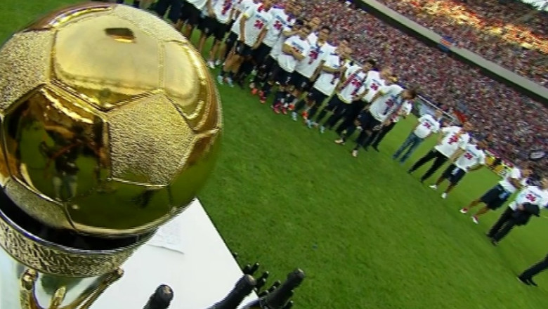 Steaua a sarbatorit cu mare fast castigarea titlului de campioana a Romaniei Imagine