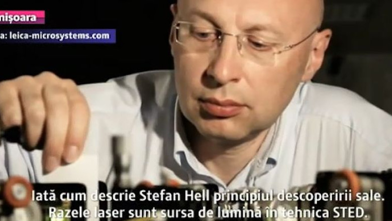 Stefan Hell isi prezinta descoperirea. Cercetatorul german, nascut in Romania, a revolutionat microscopia Imagine