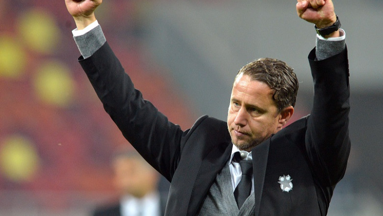 Stelistii sarbatoresc astazi titlul cu numarul 25 Imagine