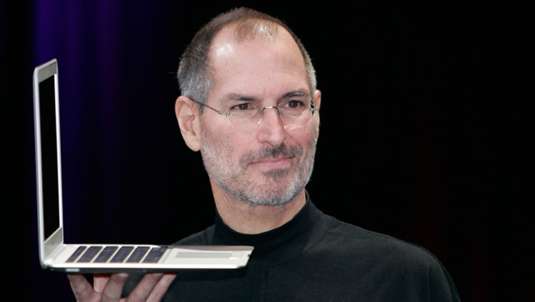 Steve Jobs nu-si lasa copiii sa foloseasca iPad-uri Imagine