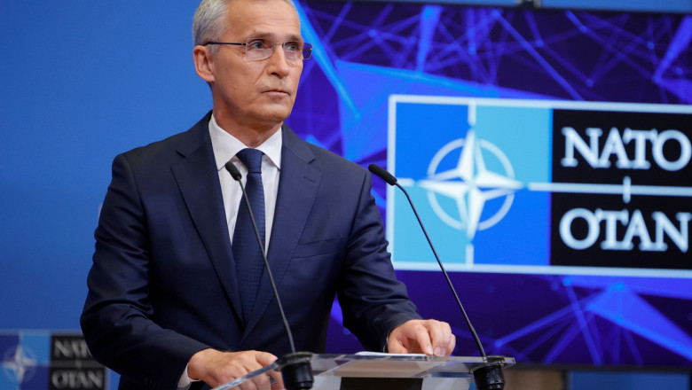 Stoltenberg s-a razgandit in privinta rachetelor Patriot: „Sa separam discutia despre oferta facuta Poloniei de ajutorul dat Ucrainei” Imagine