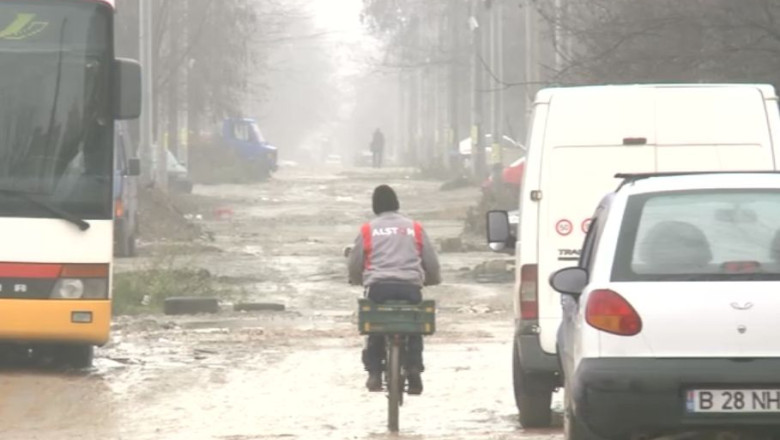 Strada din Bucuresti care nu a fost asfaltata niciodata Imagine