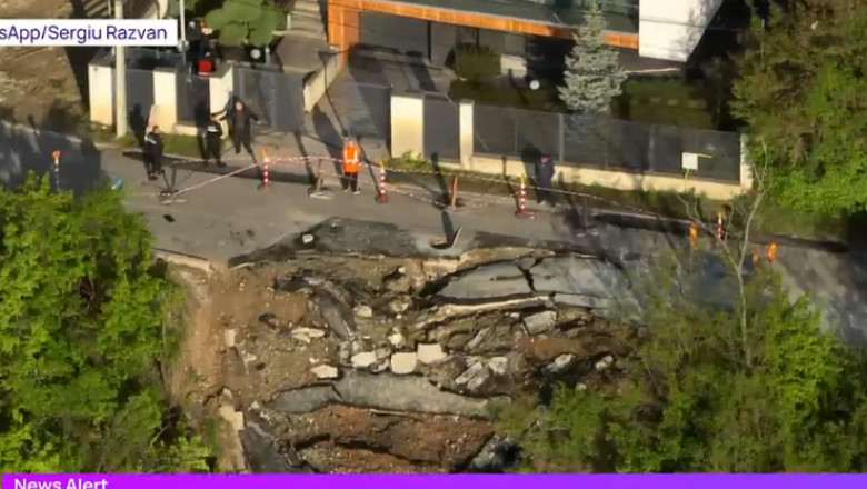 Strada surpata in Cluj-Napoca. Oamenii acuza autoritatile: E socanta lipsa de reactie. Nu vine niciun profesionist Imagine