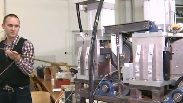 Strainii, in cautarea inovatiei in scoala romaneasca. La Timisoara, o masina industriala creste precum... salcia energetica Imagine