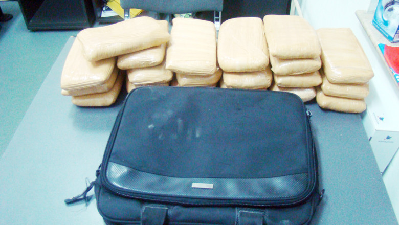 Student la Teologie, traficant de heroina Imagine