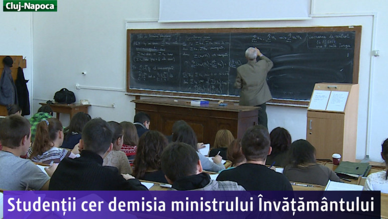 Studentii cer demisia ministrului Invatamantului Imagine