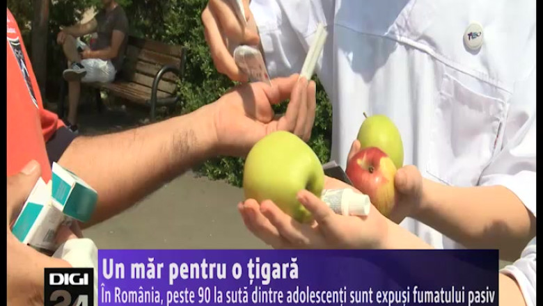 Studentii farmacisti si stomatologi din Oradea au oferit un mar pentru o tigara Imagine