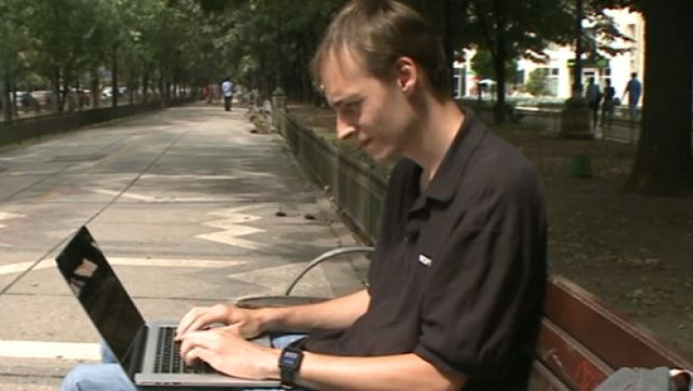 Studentii romani, patroni vremelnici. Peste 6.000 dintre cele 19.000 de firme infiintate de ei, incepand din 2003, au fost radiate Imagine