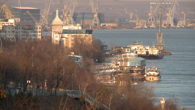 Studentii se lupta pentru o bursa oferita de Damen Imagine