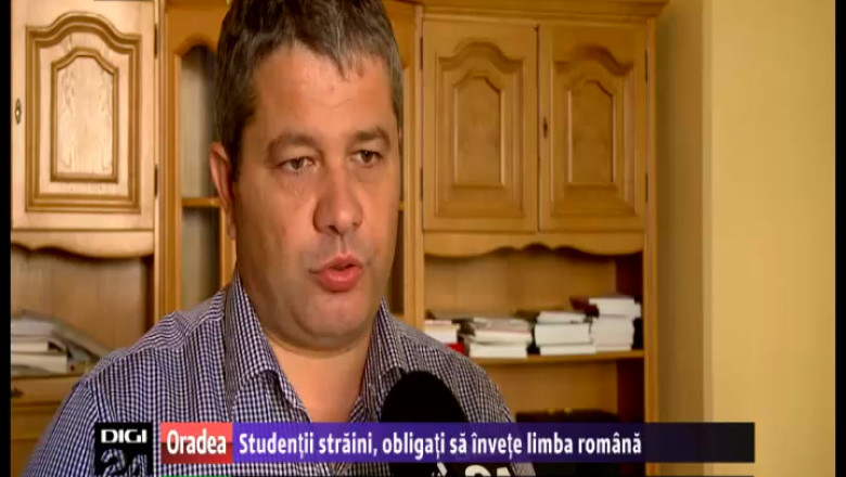 Studentii straini ai facultatii de medicina din Oradea, obligati sa invete limba romana Imagine