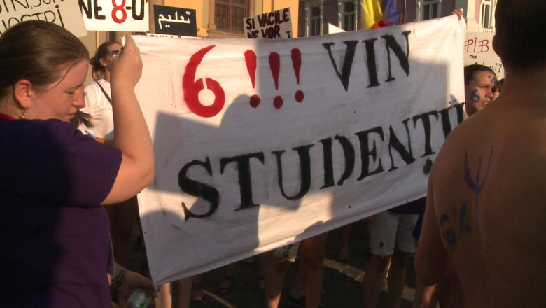 Studentii timisoreni intra in greva japoneza, apoi ies sa protesteze in strada! Imagine