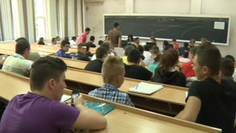 Studentii vor internship pe durata facultatii  Imagine