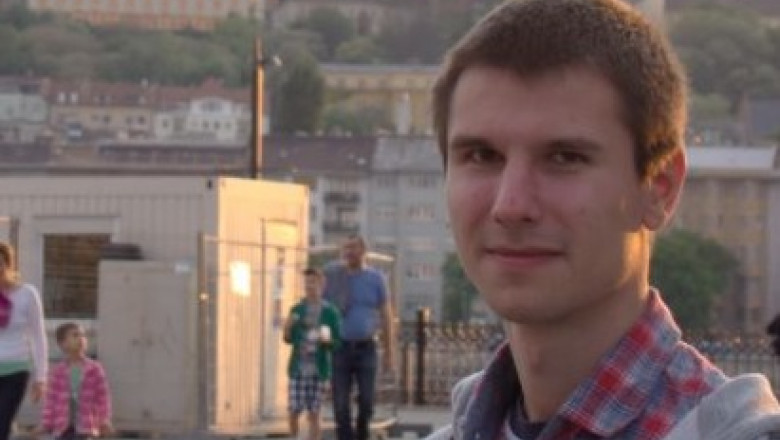 Studentul exmatriculat pentru ca a criticat conditiile de la Arhitectura a castigat in instanta dreptul de a continua cursurile Imagine