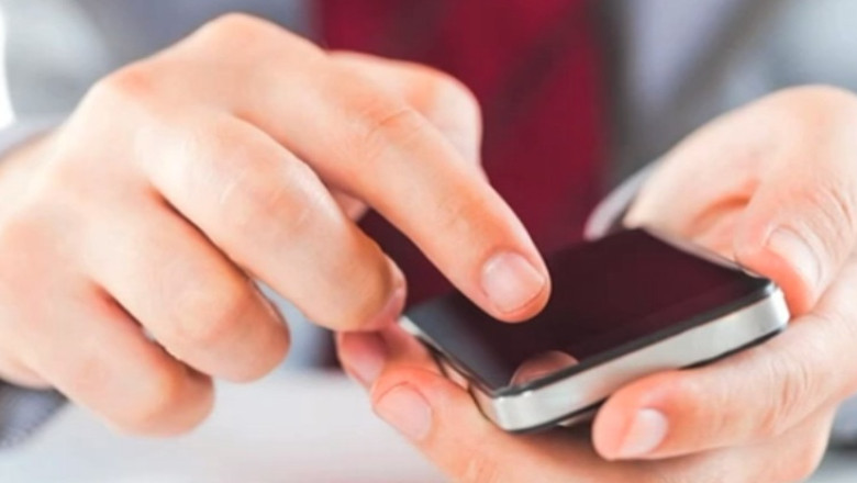 Studiu: 14,4 milioane de romani folosesc internetul pe dispozitive mobile Imagine