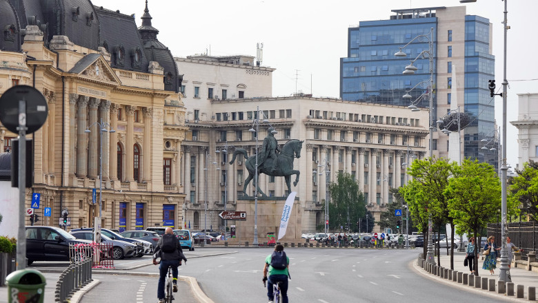 STUDIU Bucurestenii isi doresc un oras mai verde. In topul dorintelor: piste de biciclete si mai multe parcuri Imagine
