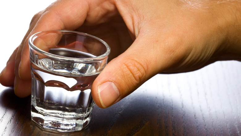 STUDIU De ce barbatii ar trebui sa renunte la alcool cu cel putin 3 luni inainte de a concepe un copil Imagine