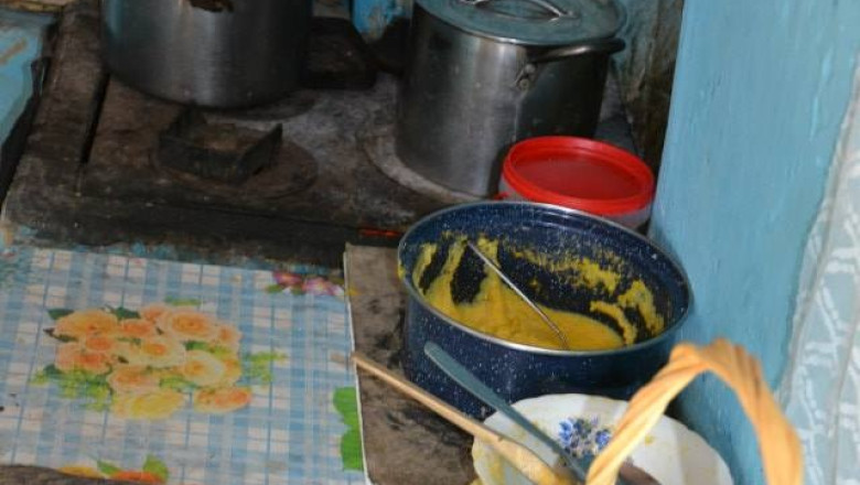 STUDIU. Unul din opt copii din mediul rural adoarme flamand Imagine