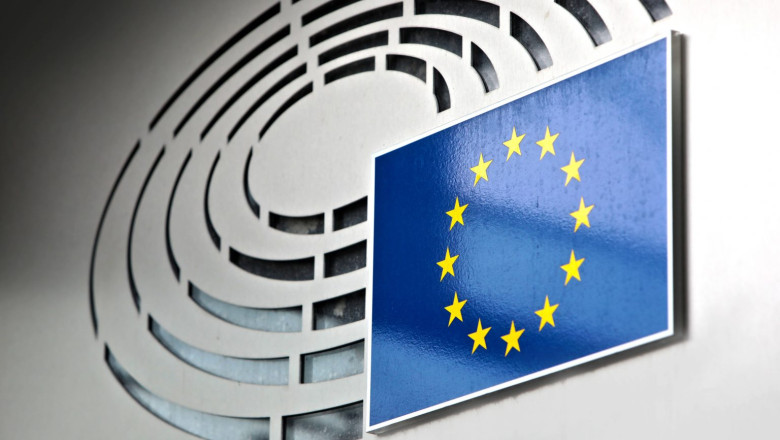 SUA: Amenzile impuse de UE companiilor Apple si Meta sunt „o noua forma de extorcare economica” Imagine