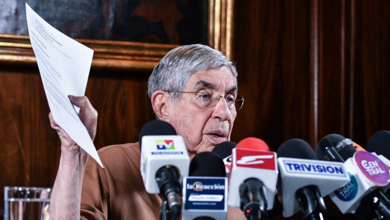 SUA i-au anulat viza unui fost presedinte al statului Costa Rica, laureat al Premiului Nobel. Care ar fi motivul Imagine