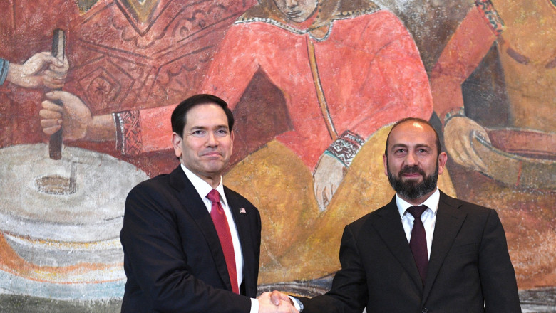 SUA si Armenia au semnat un acord strategic inaintea alegerilor. Kremlinul ameninta Erevanul cu scumpirea gazului