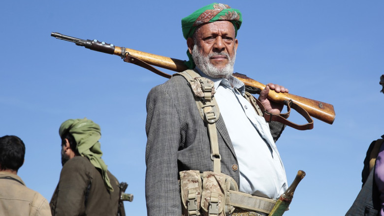 SUA si UK ii sanctioneaza pe liderii Houthi care au organizat atacurile din Marea Rosie Imagine