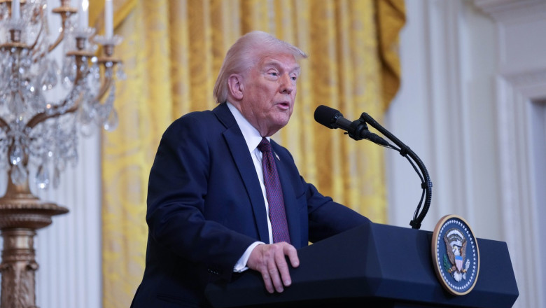 SUA suspenda ajutorul militar pentru Ucraina. CNN: Este o strategie de presiune, Trump asteapta scuze de la Zelenski Imagine