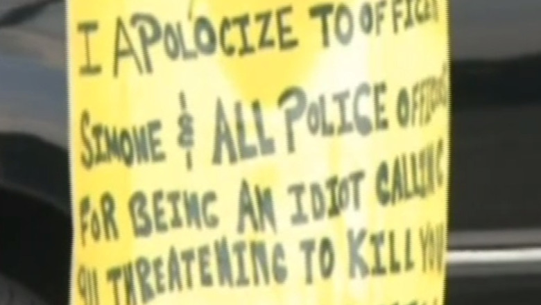 SUA. Un barbat a fost condamnat sa poarte o pancarta cu mesajul „Am fost un idiot” Imagine