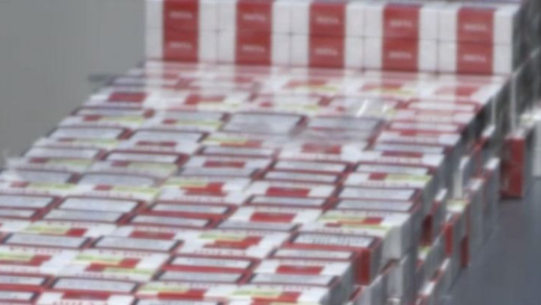 SUCEAVA. Captura de zeci de mii de pachete de tigari de contrabanda Imagine