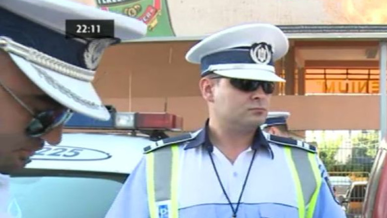 SUCEAVA. Un politist este acuzat ca a provocat un accident in timp ce incerca sa fluidizeze traficul Imagine