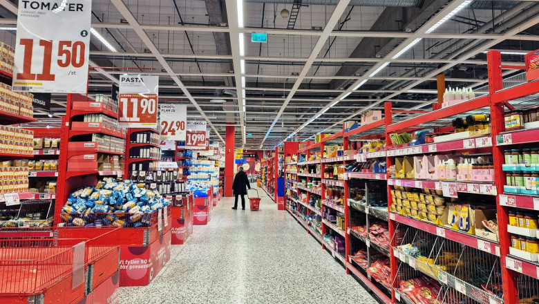 Suedezii boicoteaza supermarketurile din cauza preturilor la alimente „scapate de sub control” Imagine