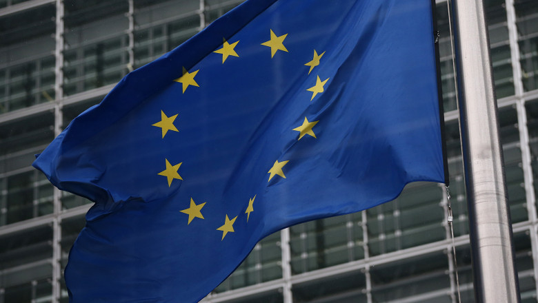 Suma uriasa pe care trebuie sa o cheltuie UE in fiecare an pentru a ajunge la emisii zero in transport Imagine