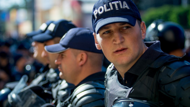 Sume mari de bani au fost confiscate in urma perchezitiilor efectuate la membri ai Partidului SOR, in R. Moldova Imagine