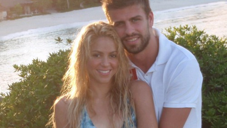 „Sunt foarte fericit.” Pique a vorbit despre despartirea de Shakira, la peste 2 ani dupa ce a parasit-o pentru Clara Chia Imagine