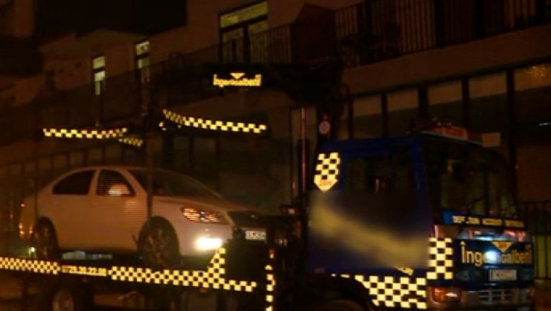 Suparati ca le sunt ridicate masinile, locuitorii unui cartier timisorean au aruncat de la balcoane cu oua si borcane cu zacusca Imagine